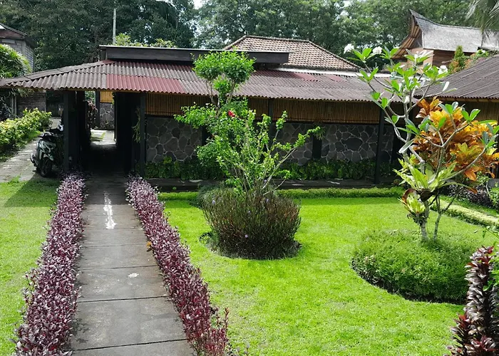Yamanaka Japanese Bath House Отель типа "постель и завтрак" 4*
